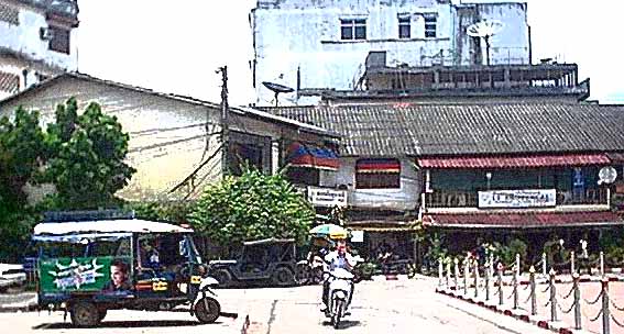 vientiane1.jpg